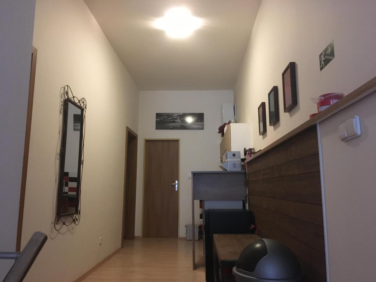 Bailando Studio Neratovice Exteriör bild